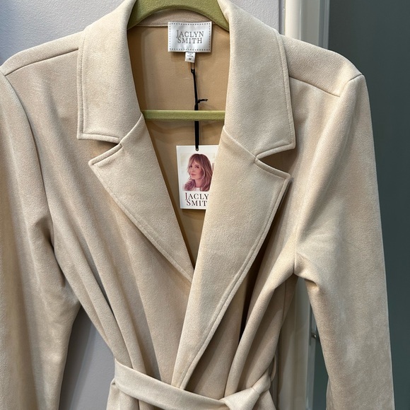 Holiday🎄Price ✂️ Jaclyn Smith Designer 🧥 Light faux suede NWT 😍 Sz M - Picture 2 of 2